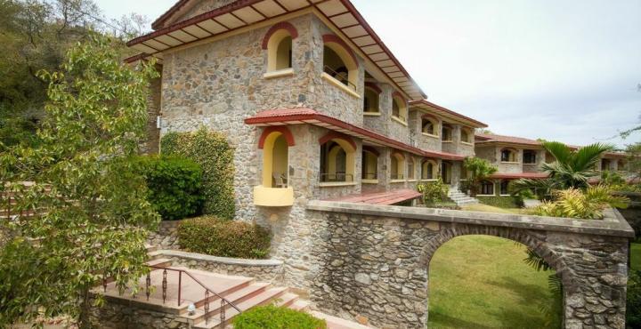 Cama Rajputana Club Resort Mount Abu Exterior foto